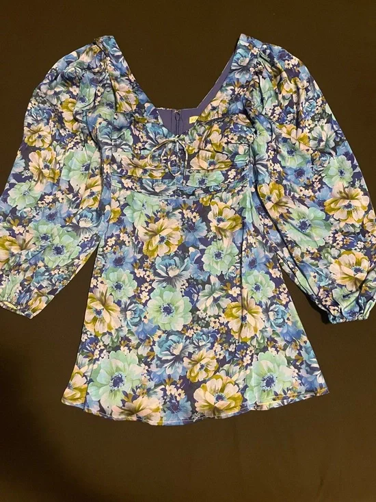 Blue floral mini dress - Picture 2 of 4